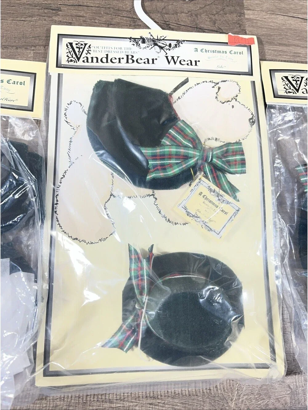 VanderBear Wear A Christmas Carol Outfits Muffy VanderBear NIP 1996
